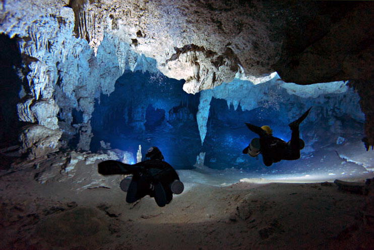 Padre Nuestro Cueva Cave Diving