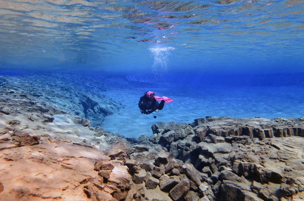 Silfra Dive Site, Iceland Silfra Scuba Diving, Iceland