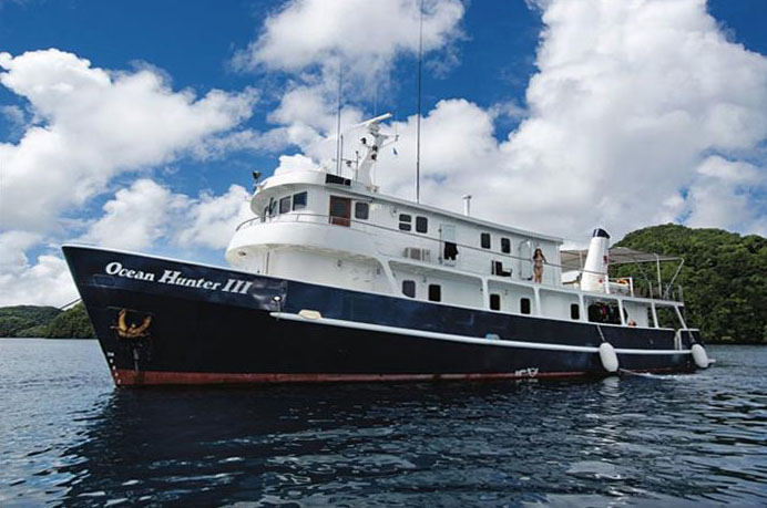 M/V Ocean Hunter 3 Liveaboard M/V Ocean Hunter 3