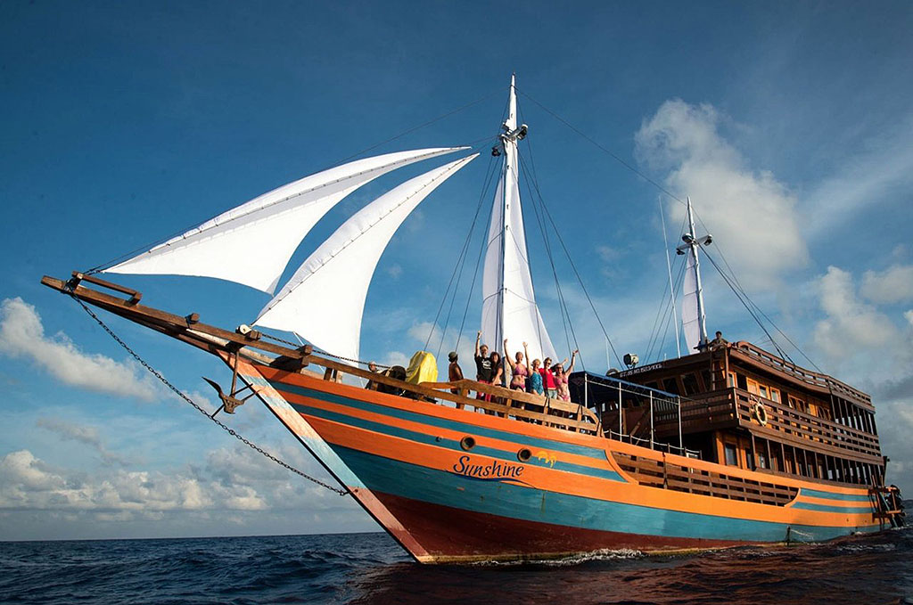 KLM Sunshine Liveaboard Sunshine