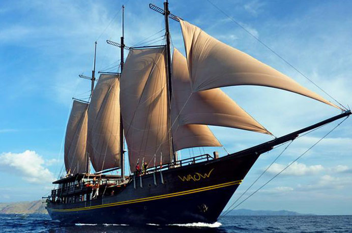 WAOW Liveaboard WAOW